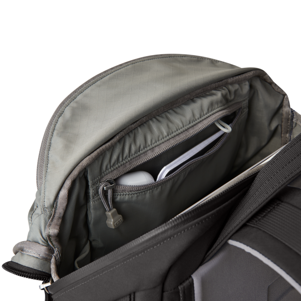 Crossroads™ 22L Backpack